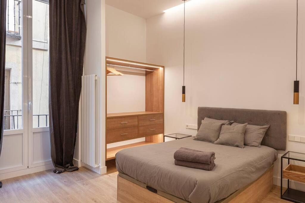 Centro III Calle Carrera De San Jeronimo 3Br 3Bh Madrid Ngoại thất bức ảnh