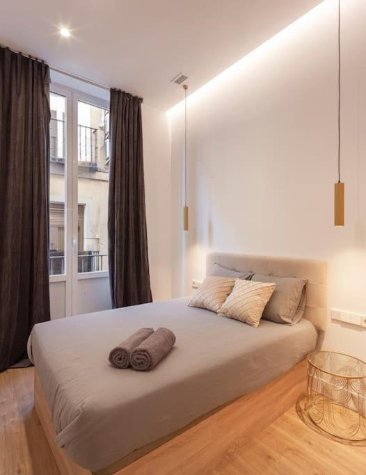 Centro III Calle Carrera De San Jeronimo 3Br 3Bh Madrid Ngoại thất bức ảnh