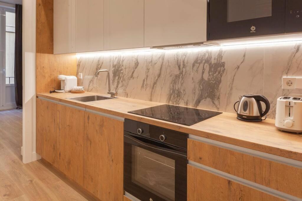 Centro III Calle Carrera De San Jeronimo 3Br 3Bh Madrid Ngoại thất bức ảnh